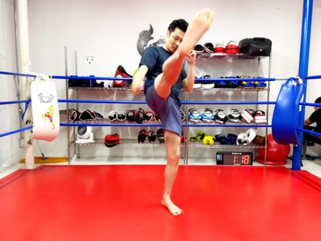 image-前蹴りで腸腰筋を鍛えよう - 名古屋池下のフィットネスキックボクシングジム